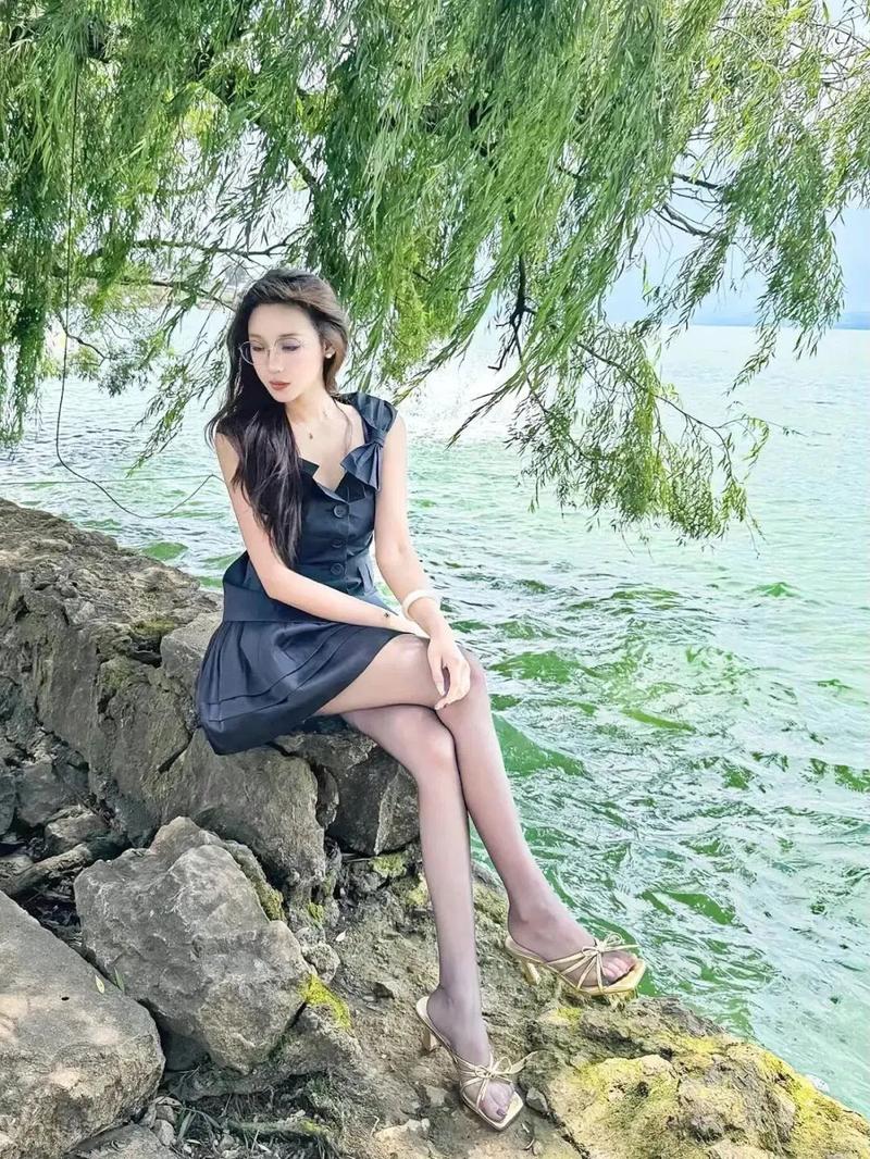 正在热播电影封面